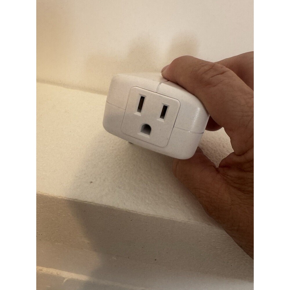 Schlage RP200 Z-Wave Smart Plug White Dimmer Control Indoor 120V 1 Outlet - Picture 3 of 5
